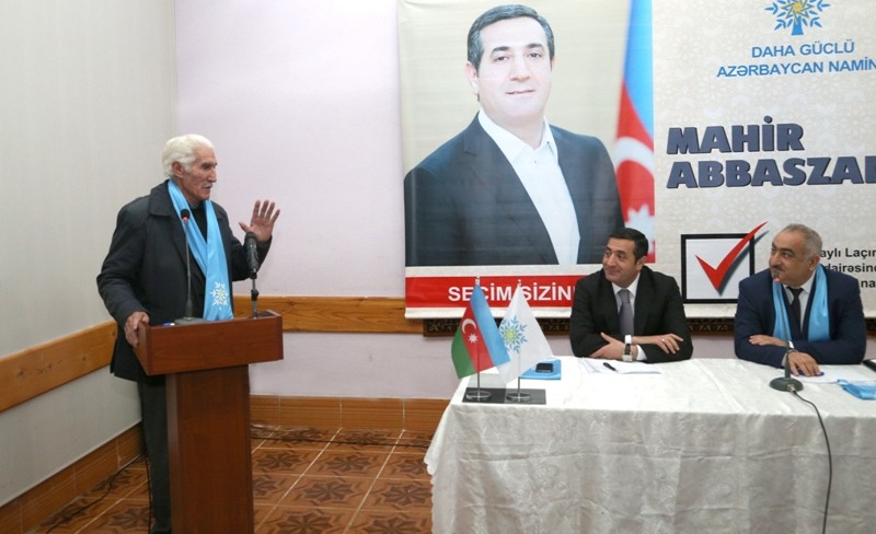 Mahir Abbaszadəyə Yasamalda məskunlaşmış laçınlılarla görüşüb - FOTOLAR