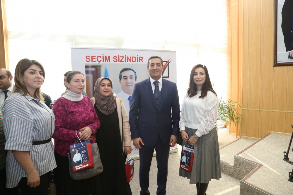 Mahir Abbaszadə seçiciləri ilə növbəti görüşünü Binəqədidə keçirib - FOTOLAR