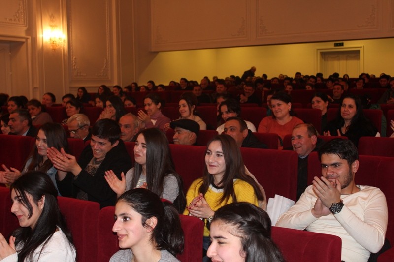 Novruz Aslanın seçicilərlə görüşləri davam edir - FOTOLAR