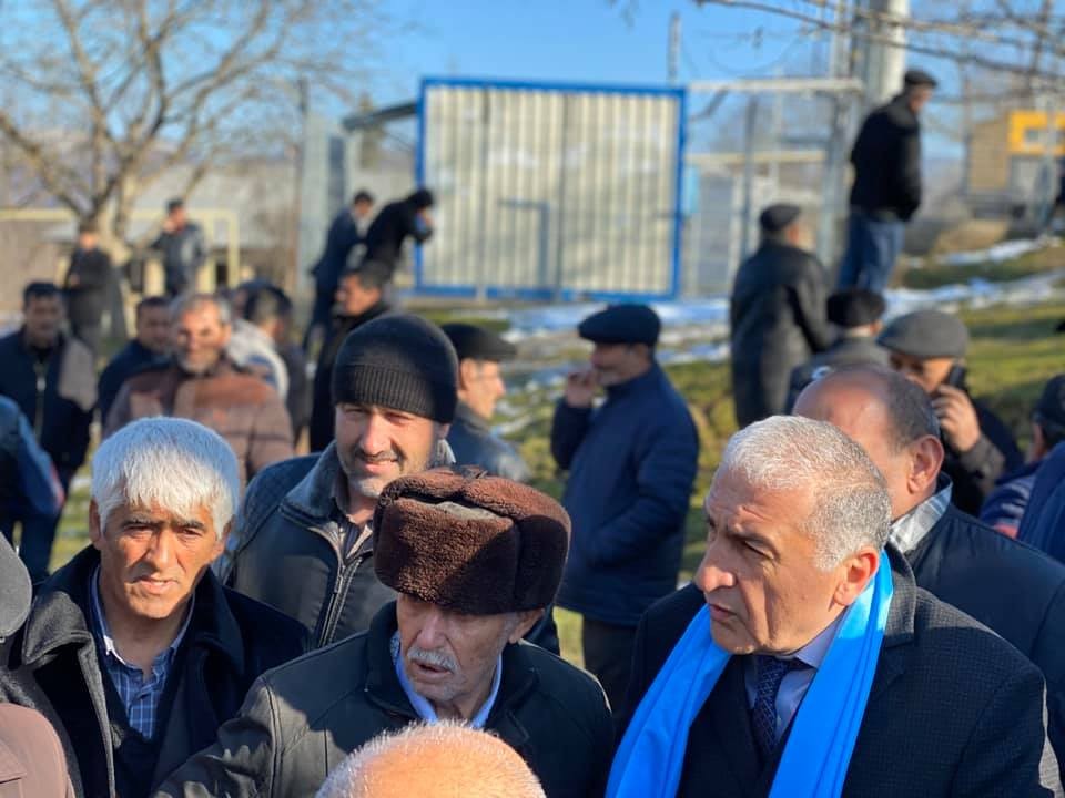 İqbal Məmmədovun seçicilərlə görüşündə izdiham yaşanıb - FOTO