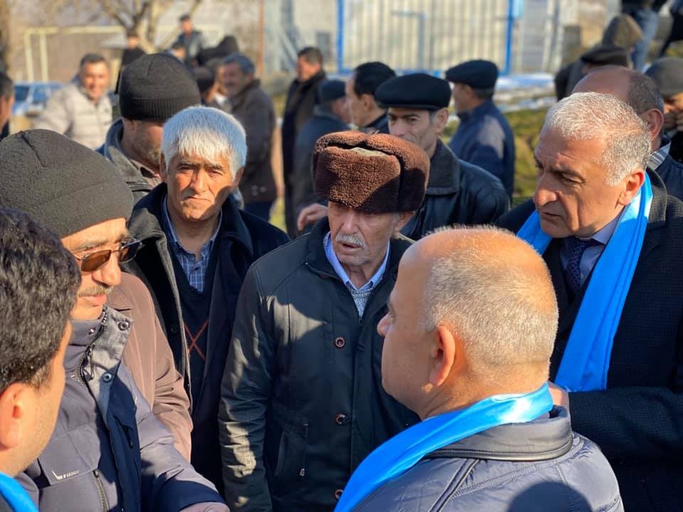 İqbal Məmmədovun seçicilərlə görüşündə izdiham yaşanıb - FOTO