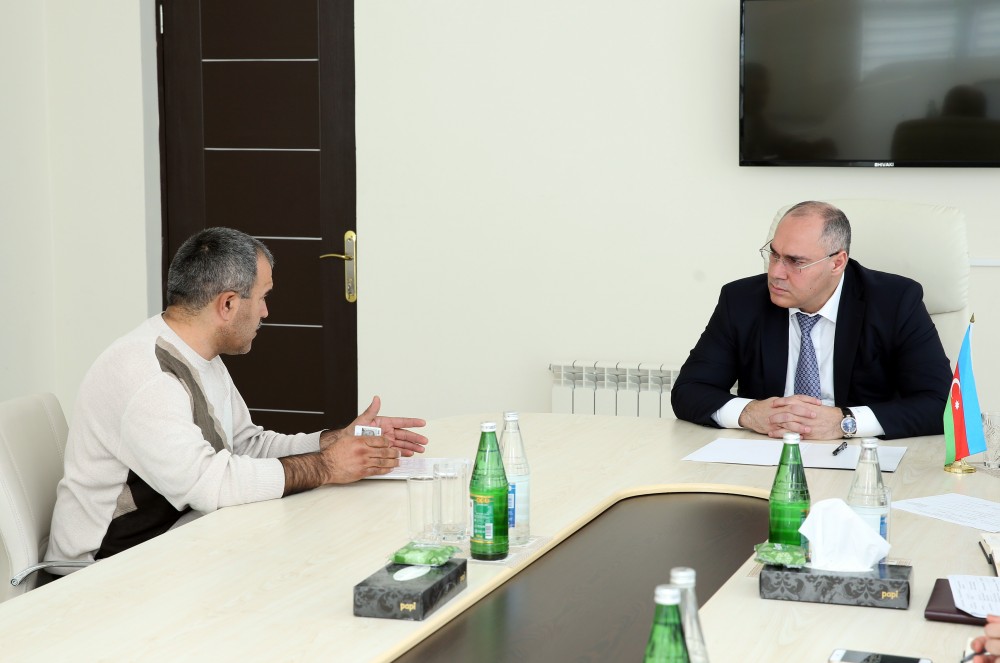 Səfər Mehdiyev Şirvanda vətəndaşları qəbul etdi - FOTOLAR