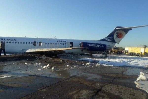 İranda daha bir sərnişin təyyarəsi qəzaya düşdü - FOTOLAR
