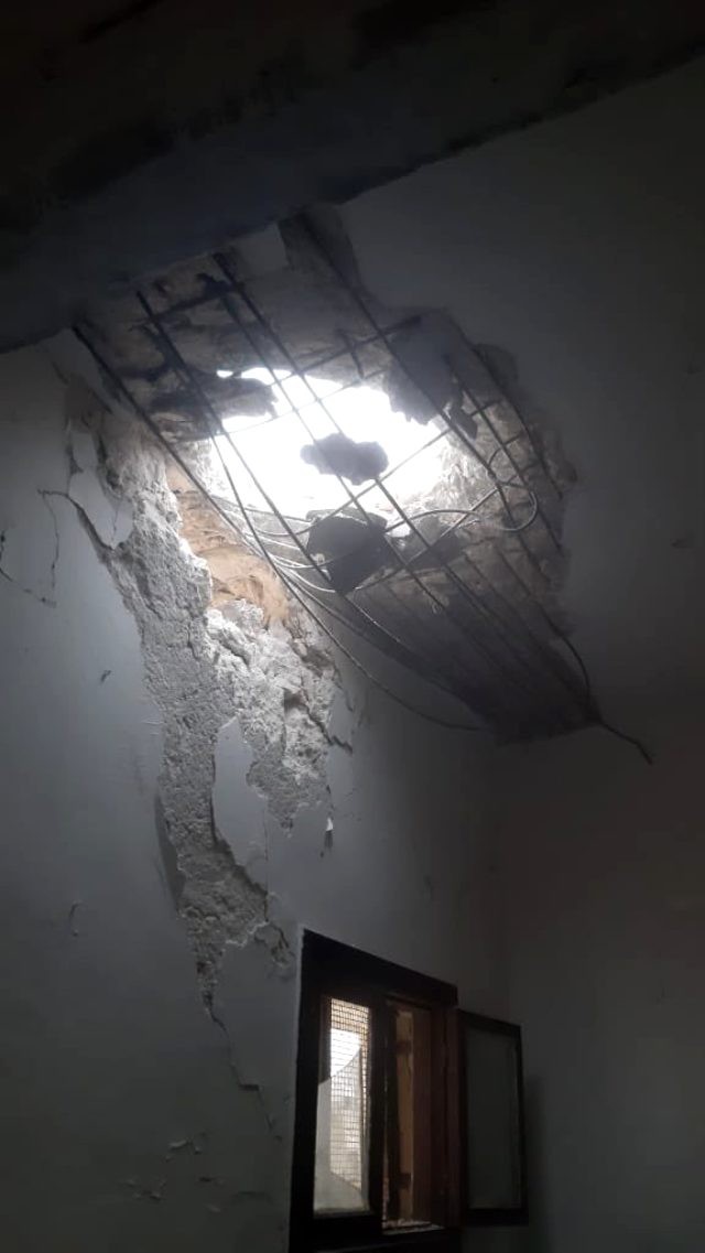 Afrində məscid və məktəblər raketlə vuruldu - FOTOLAR