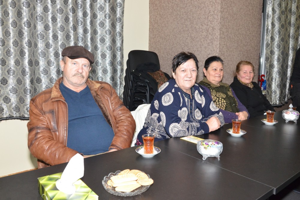 İqbal Ağazadə rusdilli sakinlərlə görüş keçirdi - FOTOLAR