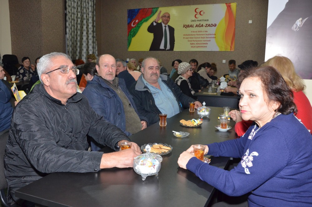 İqbal Ağazadə rusdilli sakinlərlə görüş keçirdi - FOTOLAR