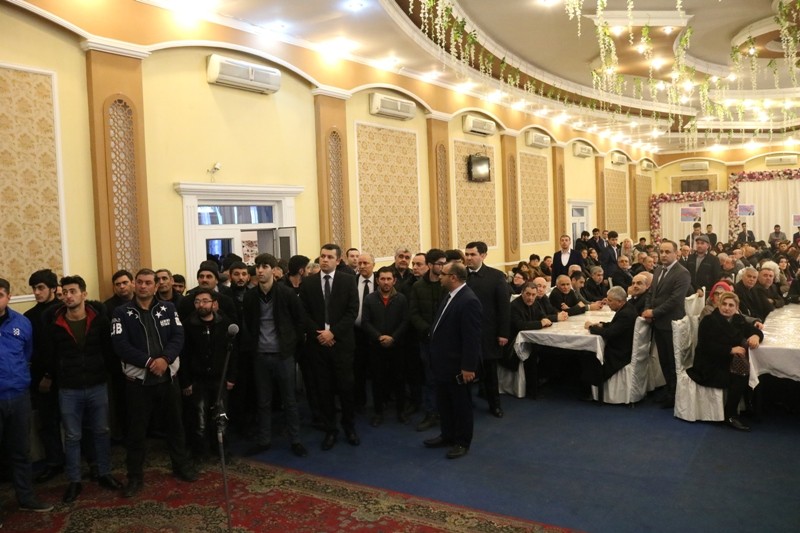 Eldar Quliyevin seçicilərilə görüşündə növbəti böyük izdiham yaşanıb - FOTO 