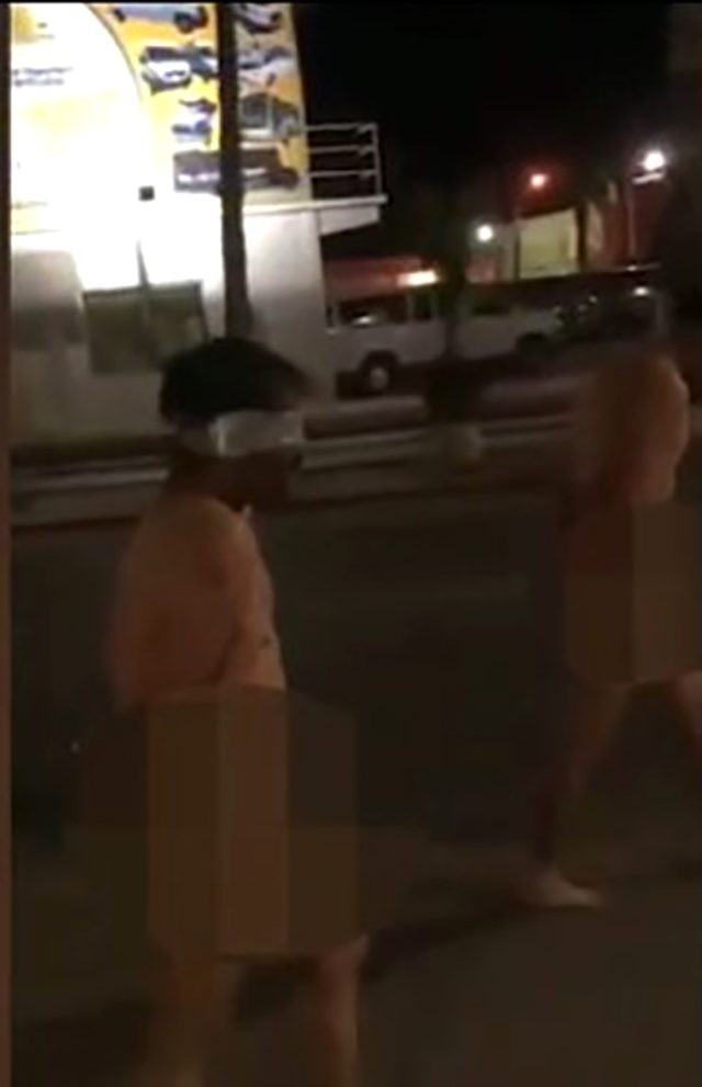 Mafiya üzvləri oğruları küçədə soyundurub...  (FOTO+VİDEO)
