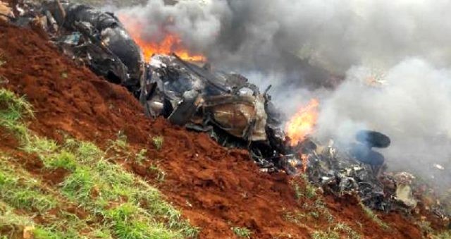 Bəşər Əsədə məxsus helikopter vuruldu - FOTO+VİDEO