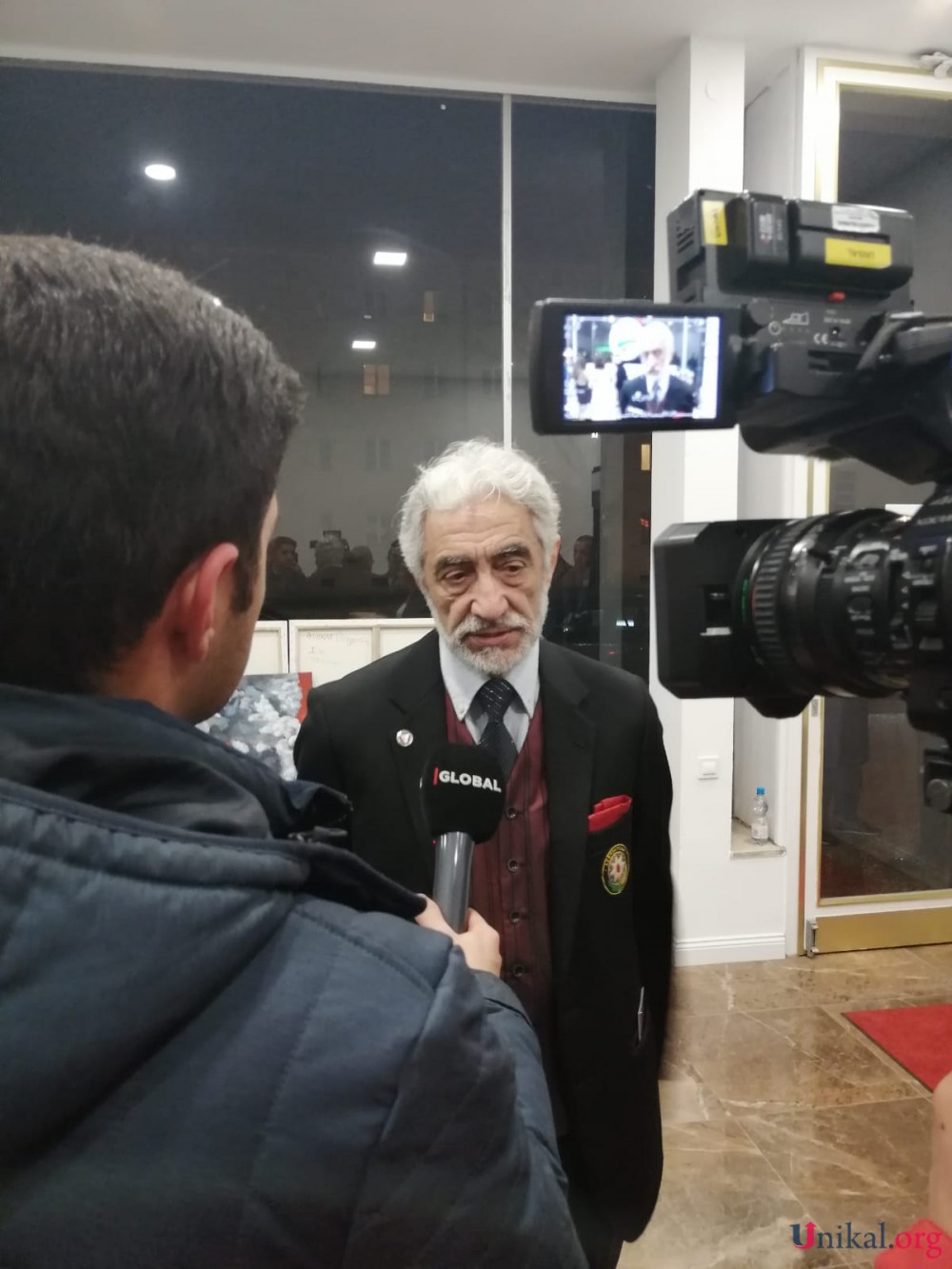 Əşrəf Heybətovun Berlində Xocalı sərgisi təşkil edildi - Fotolar