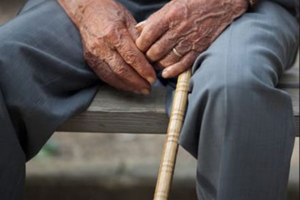 Bakıda QANLI OLAY: 83 yaşlı kişi arvadını bıçaqladı