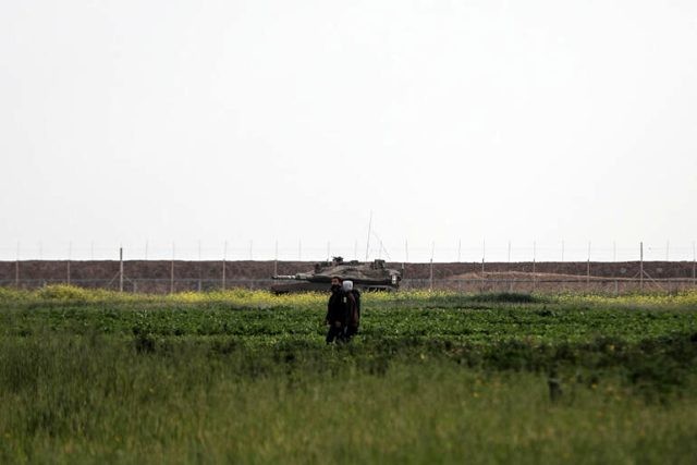 İsrail əsgərlərinin cansız bədənlərə qarşı qeyri-etik hərəkəti... FOTO+VİDEO