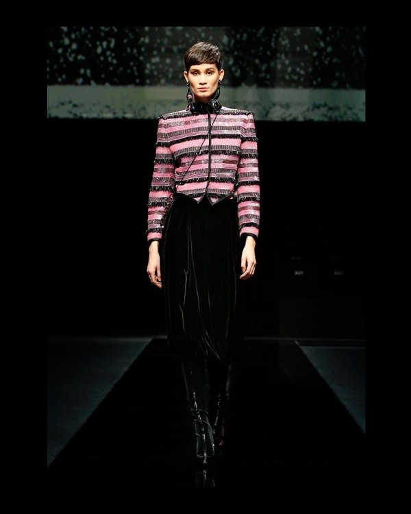 Koronavirusa görə dəfilə qonaqsız keçirildi - FOTOLAR