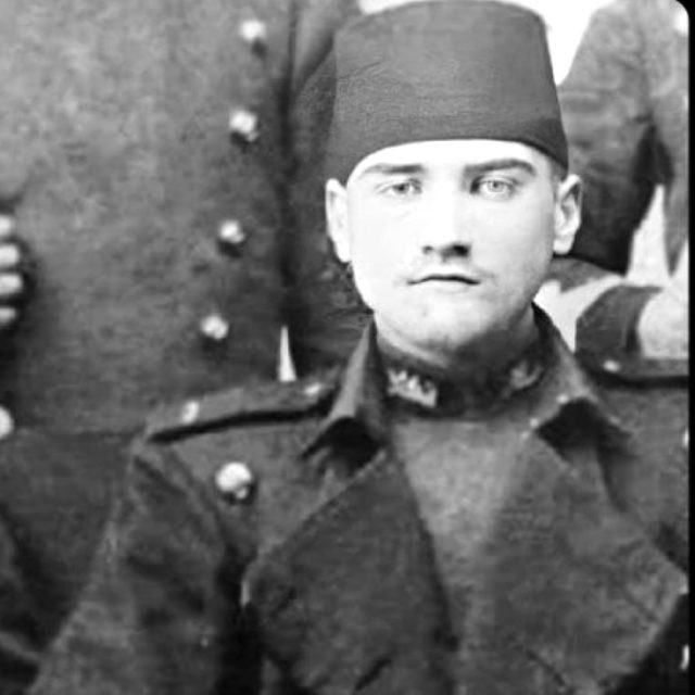 Atatürkün bu şəkli 121 il sonra ortaya çıxdı - FOTO