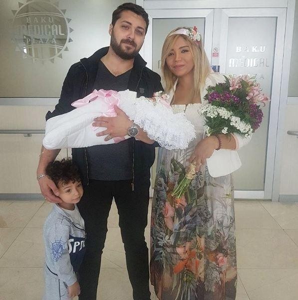 Tanınmış aktyor boşanıb - FOTOLAR