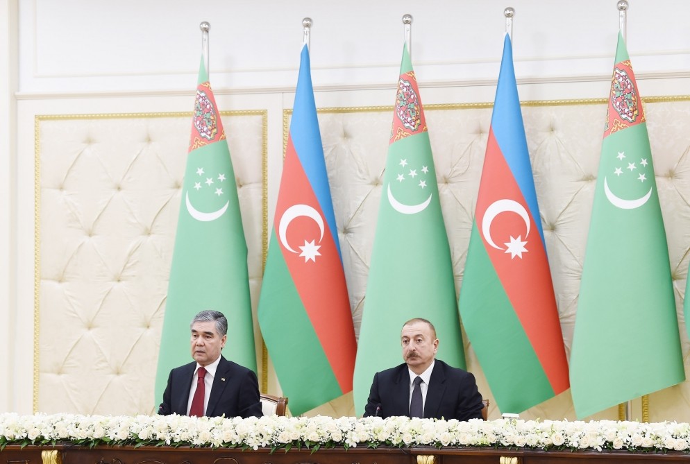 Azərbaycan və Türkmənistan prezidentləri mətbuata bəyanatlarla çıxış ediblər - FOTOLAR