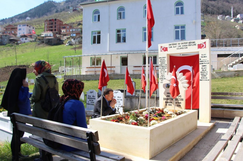 Şəhid ailəsinə bunu hədiyyə etdilər - FOTO