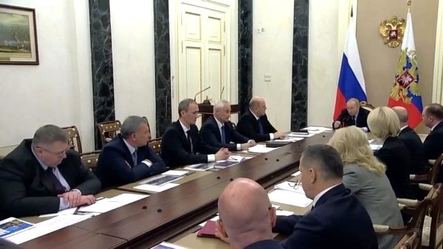 "Virusun yayılmasının qarşısını aldıq” - Putindən açıqlama