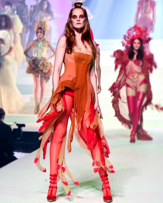 Amerikadan qaçan model öz ölkəsində koronavirusa yoluxdu - FOTOLAR