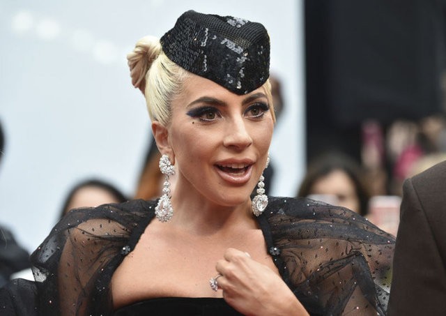 Ledi Qaqadan koronavirusa qarşı rekord yardım