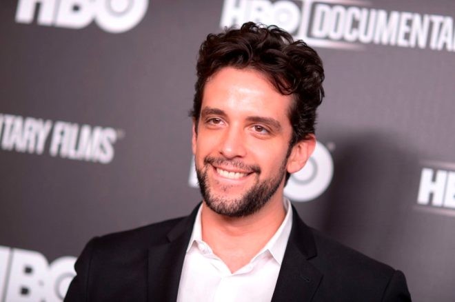 Koronavirusa tutulan məşhur aktyorun ayağı kəsildi