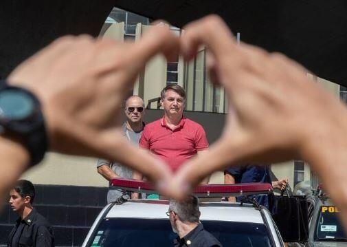 Braziliya prezidenti Bolsonarodan “Covid-19”a etiraz - FOTOLAR