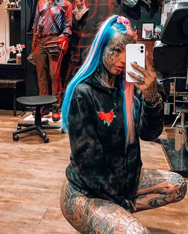 Gənc modelin bu halını görənlər ona heyran qaldı -  FOTOLAR