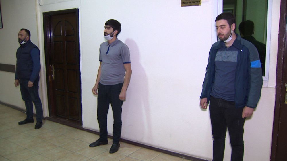 Gizli fəaliyyət göstərən “play station” zalı aşkarlandı - FOTO