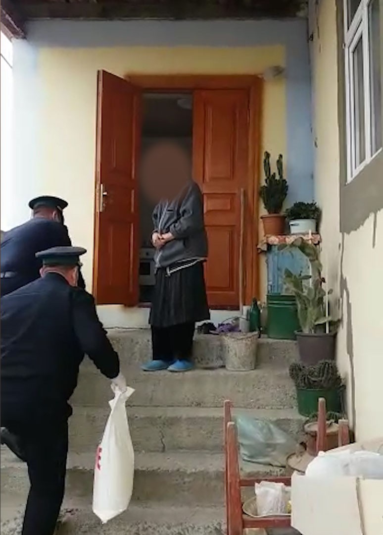Gömrük əməkdaşlarının aztəminatlı ailələrə növbəti yardımı - VİDEO