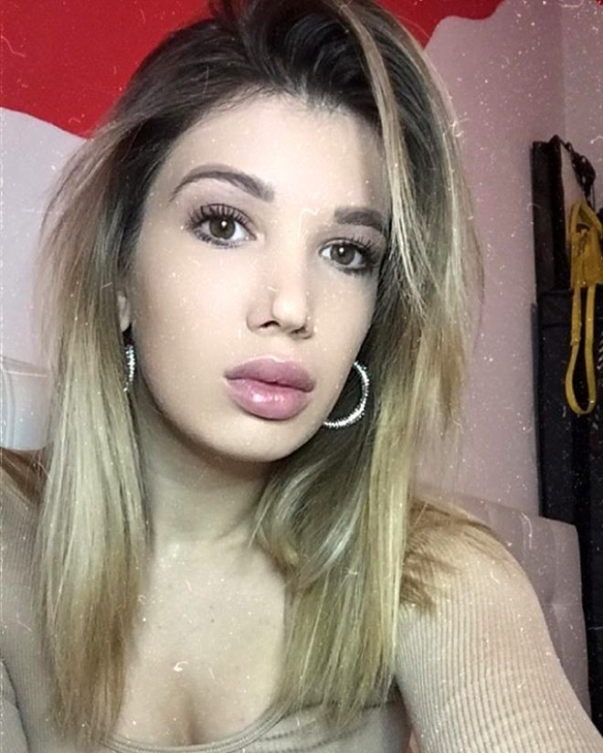 İtalyan modelin koronavirus testi 55 gün sonra yenə müsbət çıxdı -  FOTO