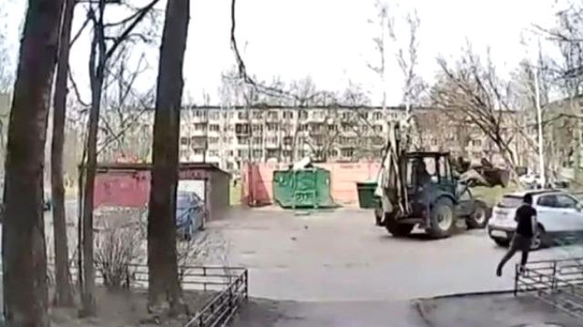 Maskalı şəxslər qızı anasının yanından belə qaçırdılar - FOTOLAR+VİDEO
