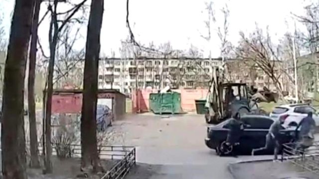 Maskalı şəxslər qızı anasının yanından belə qaçırdılar - FOTOLAR+VİDEO