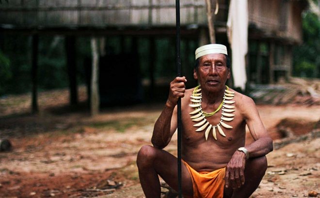 Bu qəbilə ruha sahib olmaq üçün ölən insanların ətini yeyir - FOTOLAR