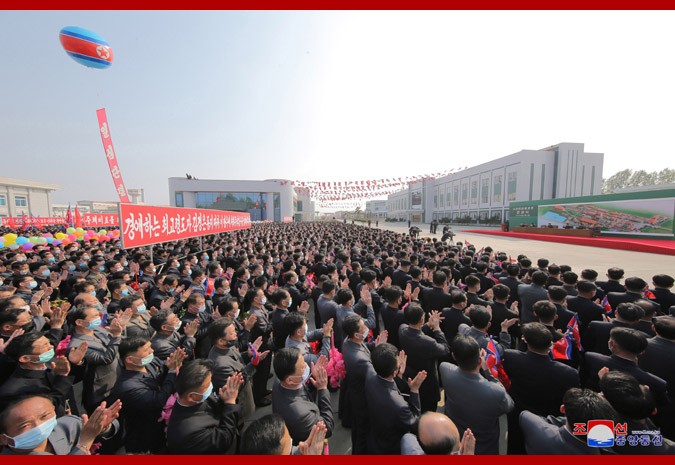 Öldüyü iddia olunan Kim Çen In sağ imiş (FOTOLAR)