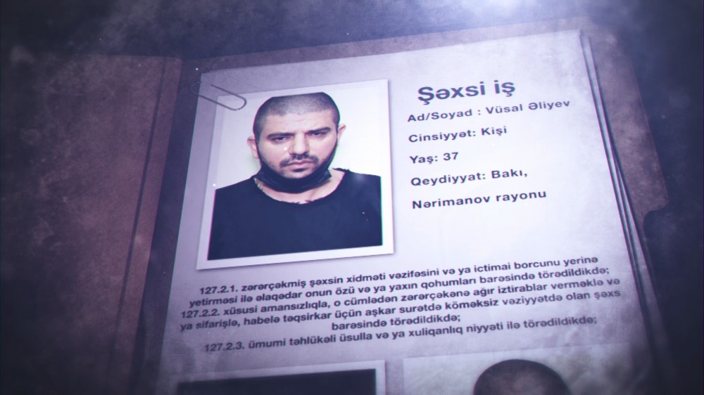 Nazirliyin həbsdə olan sabiq əməkdaşı iş yoldaşını döydürdü - Video