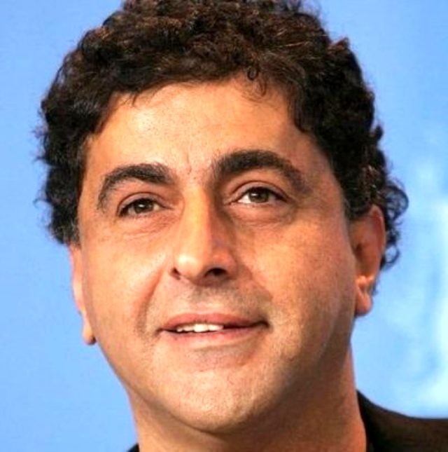 Məşhur rejissor vəfat etdi  