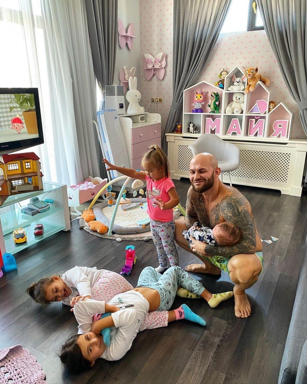 Boşanmaq istəyən məşhur cütlük barışdı