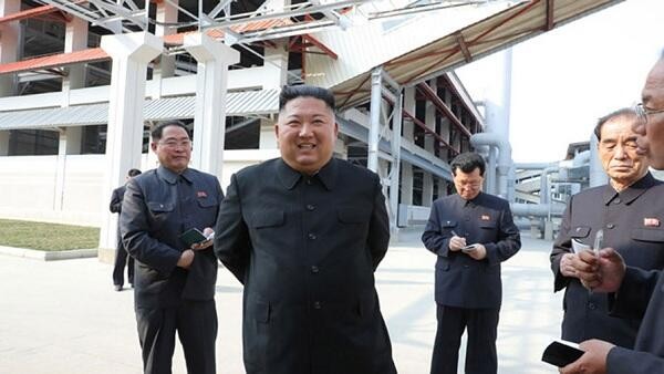 Kim Çenlə bağlı daha bir iddia: Özü deyil... - FOTO