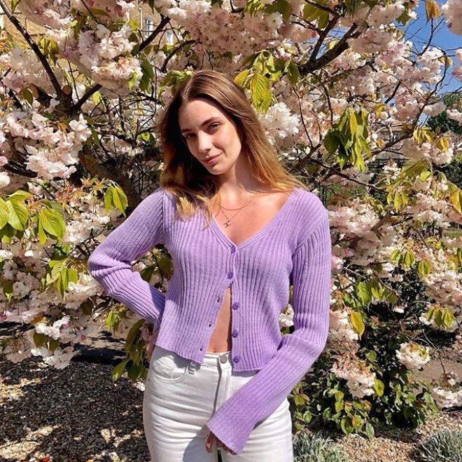 Məşhur model artıq burada işləyəcək - FOTOLAR