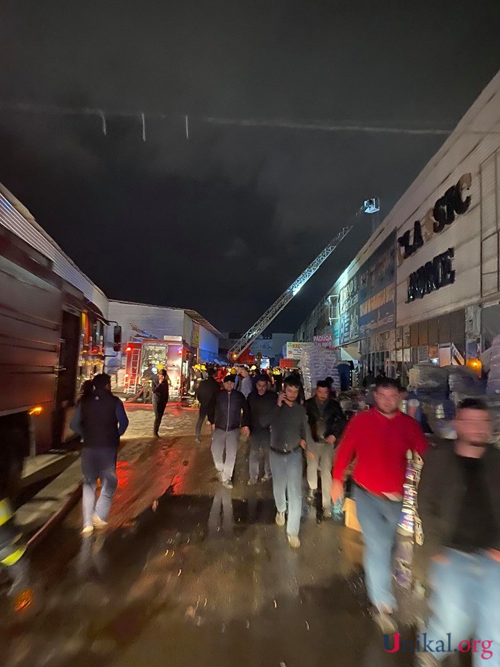 “EuroHome” bazarındakı yanğın söndürüldü - YENİLƏNİB - VİDEO(FOTO)