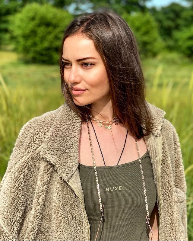 Məşhur aktrisanın bu fotoları gündəm oldu - FOTOLAR