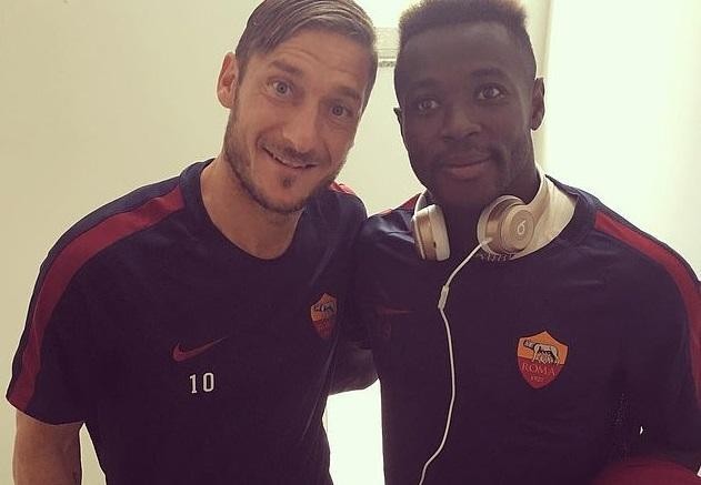 21 yaşlı futbolçu məşq zamanı infarkt keçirib öldü - FOTO
