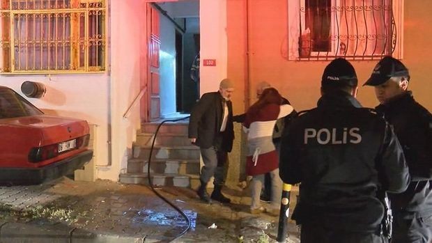 Azadlığa çıxmış ruhi xəstə evini yandırıb qaçdı 