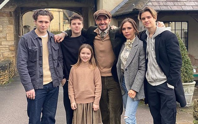 Məşhur cütlük villalarında yeraltı tunel tikdirirlər - FOTO