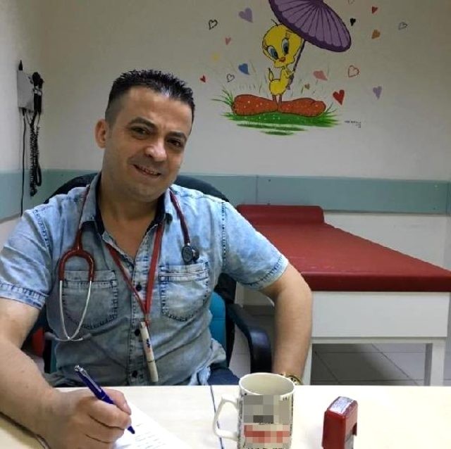 Həkim atasının qəbri üstündə intihar etdi  - FOTO