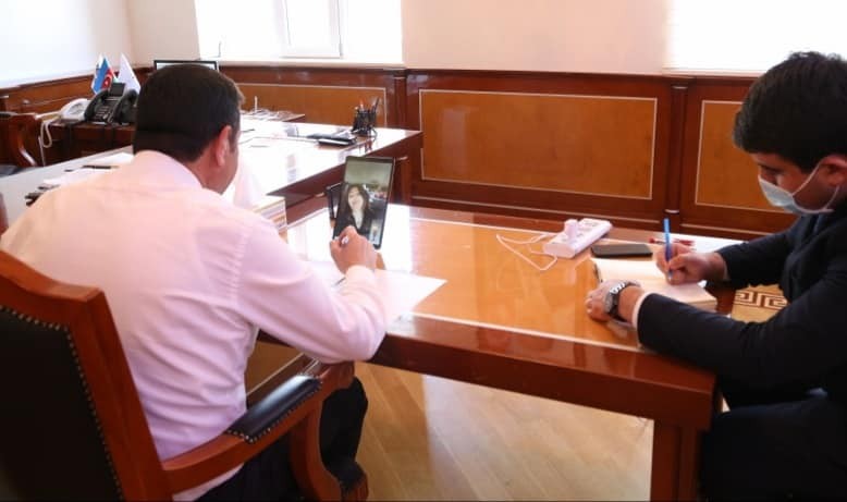 Mahir Abbaszadə seçicilərlə növbəti videoqəbul keçirib - FOTOLAR