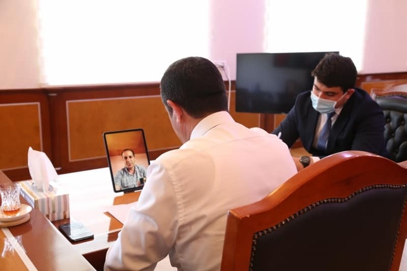 Mahir Abbaszadə seçicilərlə növbəti videoqəbul keçirib - FOTOLAR