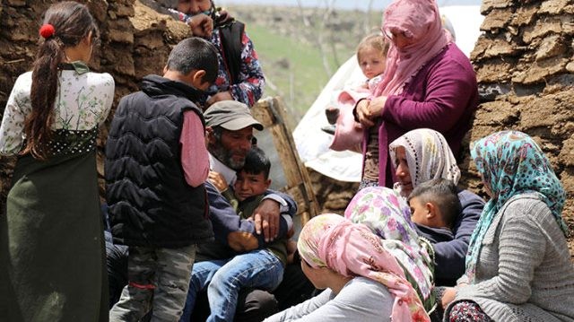 Təndirə düşən övladını xilas etdi, özü isə - FOTO