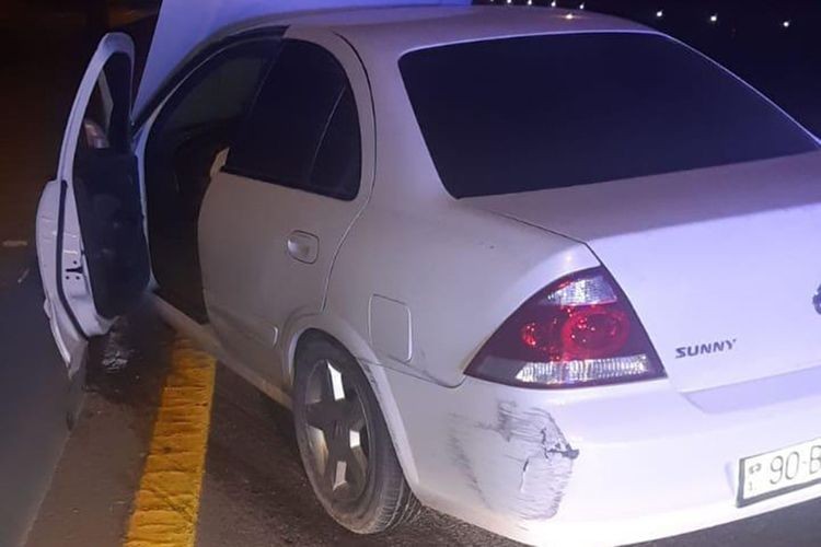 Bakıda avtomobil tunelin divarına çırpıldı - Xəsarət alan var - FOTO
