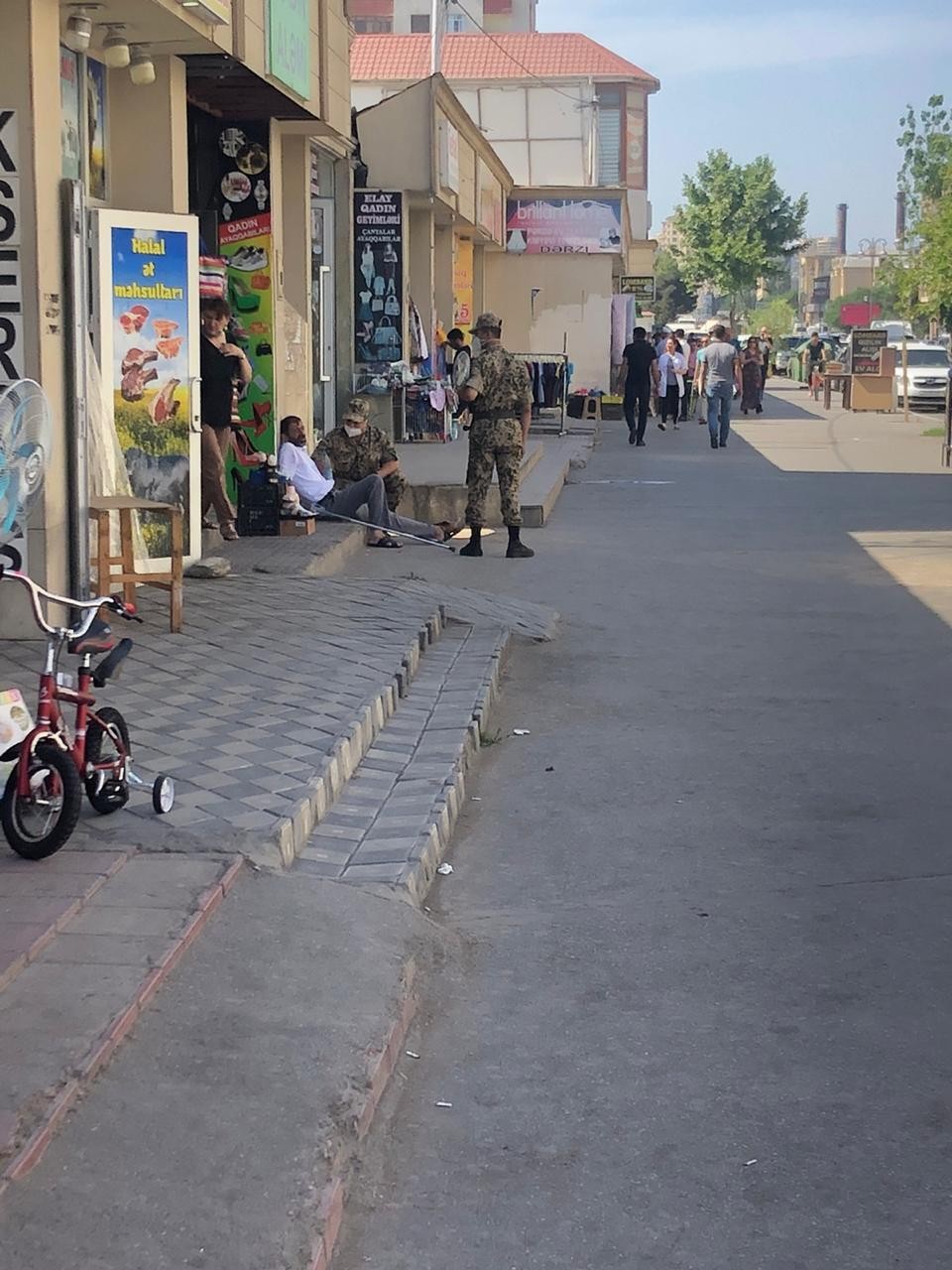 Gəncədəki balıq emalı sexində iyrənc mənzərə - FOTOLAR